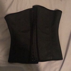 Small Waist Trainer (NWOT)